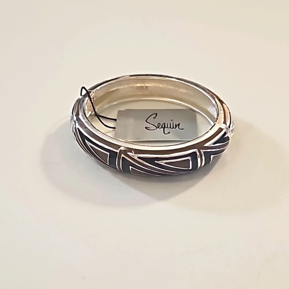 Vintage Gold Tone Sequin Enamel Oval Cuff Clamper Bracelet.